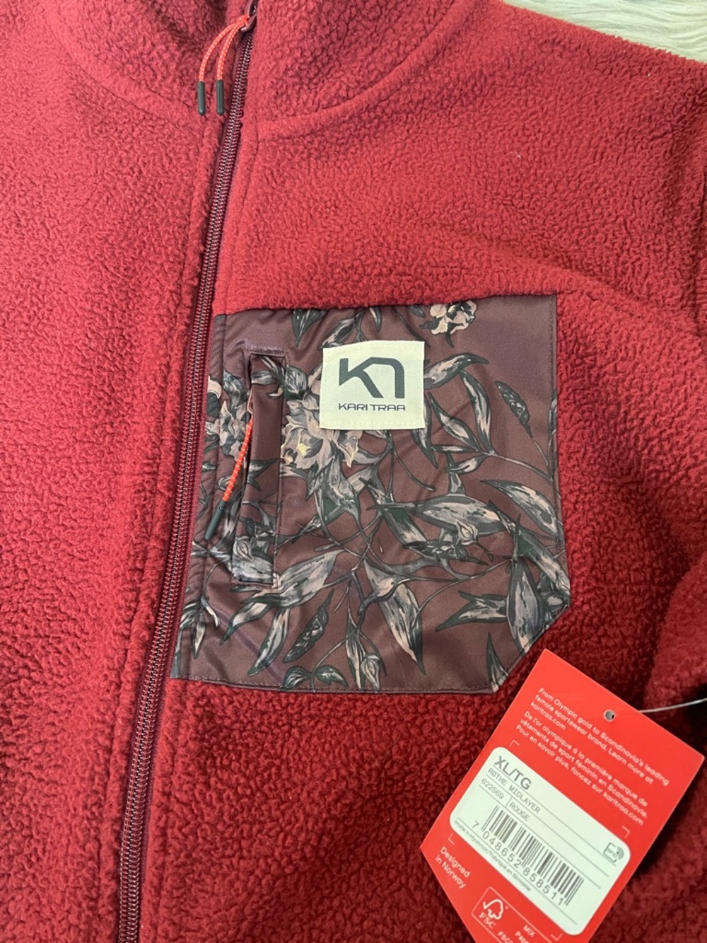 Kari Traa Maroon Zip-Up Fleece Jacket with Patterned Chest Pocket - Picture 7 of 8